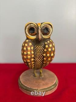 Vintage Hand-Carved Mexican Art Owl, Hand Painted Wood Sculpture Lovely piece