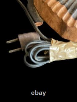 Vintage Hand Carved Wooden African Tribal Folk Art 3 Person/Figure Lamp 17 x 8