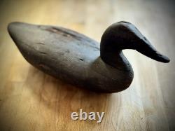 Vintage Hand Carved Wooden Duck Decoy Primitive Folk Art Hunting Collectible
