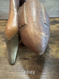 Vintage Hand Carved Wooden Swan Sculpture Folk Art Bird Figurine Decor 16