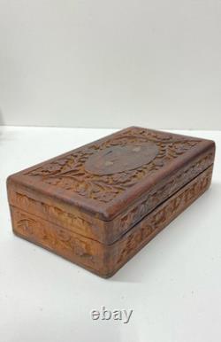 Vintage Handcrafted Wood Sculptures 2 Seated Figures with Inlayed Wood Box