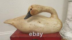 Vintage LARGE wood Folk Art carved goose duck