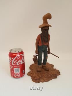 Vintage folk art hand carved wood sculpture old moonshiner man whiskey gun KK 88