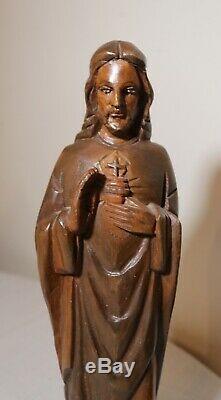 Vintage religious hand carved wood Folk Art Jesus Christ statue sculpture Santos