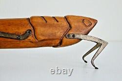 Vtg Mid Century Modern Carved Wood Brass Folk Art Grasshopper Sculpture Sarreid