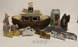 Vtg Noah's Ark Hand made Carved Painted Folk Art Primitive Wood Animals 18 Piece