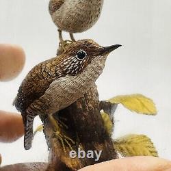 Wood House Wren Bird Signed By Artist William B # 30 Vintage Hand Carved