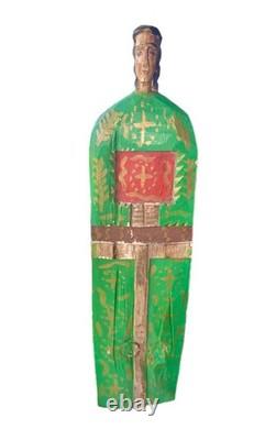 Wooden carvings and sculptures