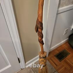 56 Balais en Maïs Faits Main avec Poignée en Bois Tordue Sculptée Art Populaire Rustique Primitif