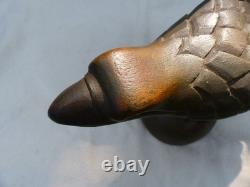 Aigle américain en bois sculpté à la main, vintage ou ancien, avec une envergure de 21 pouces