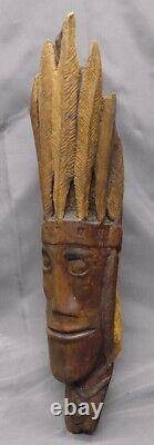 Ancienne sculpture sur bois faite à la main de l'art populaire américain amérindien de tête d'Indien