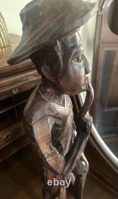 Ancienne statue haïtienne en bois sculptée à la main, rare, faucille à tabac, art populaire MCM 25