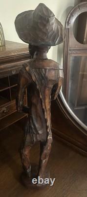 Ancienne statue haïtienne en bois sculptée à la main, rare, faucille à tabac, art populaire MCM 25