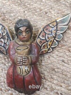 Angel en Bois Sculpté de l'Art Populaire Antique du Guerrero, Mexique