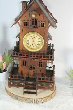Antique Art Folklorique Français Fait À La Main Bois Sculpté Mantel Horloge Maison Rare