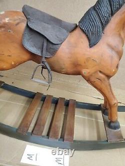 Antique En Bois Sculpté Carousel Rocking Cheval Pony Peinture Décorée Folk Art M