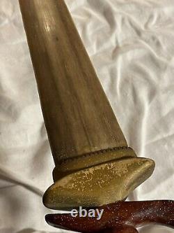 Antique Folk Art Swordfish Bill Sword Avec Poignée En Bois Sculptée Nautique Fraternelle