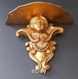 Antique/vintage Main Sculptée Folk Art Gilded Étagère Murale En Bois Ange / Cherub