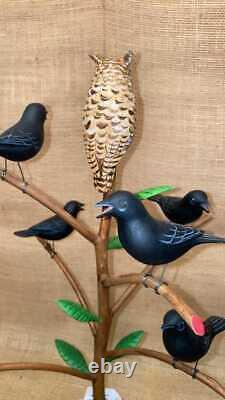 Arbre De La Chouette D'oiseau Folk Art Avec Crows Sculpté Et Signé Par Manfred Scheel Oiseaux En Bois