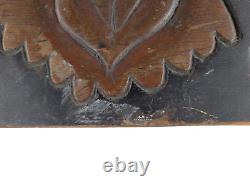 Art Folk Antique Plaque Eagle Transportée Avec Risque Male Sur Reverse Signe Carving