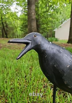 Art Populaire Fabuleux Grand Oiseau Noir Corbeau en Bois Sculpté à la Main Vintage Lourd