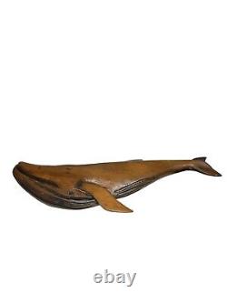 Art mural folklorique en bois sculpté de baleine sperm whale nautique vintage 30,5 cm
