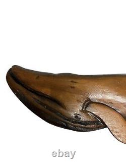 Art mural folklorique en bois sculpté de baleine sperm whale nautique vintage 30,5 cm