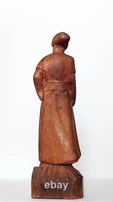 Art populaire antique Primitive Sculpture en bois sculpté à la main de femme signée