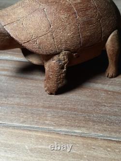 Art populaire en bois sculpté de tortue antique primitive, vintage des années 1800, époque de la guerre civile, 3,5 pouces
