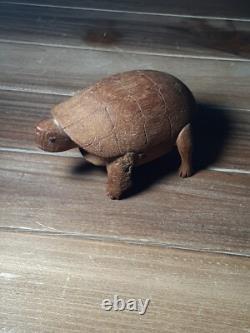 Art populaire en bois sculpté de tortue antique primitive, vintage des années 1800, époque de la guerre civile, 3,5 pouces