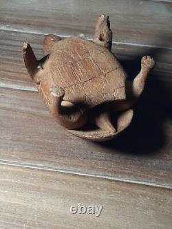 Art populaire en bois sculpté de tortue antique primitive, vintage des années 1800, époque de la guerre civile, 3,5 pouces