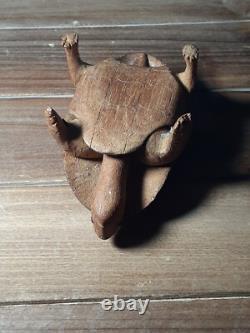 Art populaire en bois sculpté de tortue antique primitive, vintage des années 1800, époque de la guerre civile, 3,5 pouces