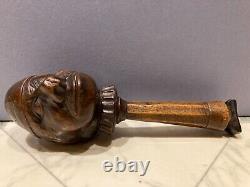Art populaire européen ancien en bois sculpté - casse-noix figuratif/casse-noix
