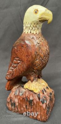 Art populaire vintage Aigle sculpté par un carver AR inconnu Bois sculpté 9 Americana 2 sur 3