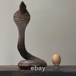 Art populaire vintage cobra en bois sculpté à la main