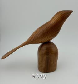 Art populaire vintage sculpté en bois de butternut signé Evelyn E Yonkin