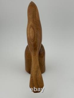 Art populaire vintage sculpté en bois de butternut signé Evelyn E Yonkin