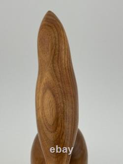 Art populaire vintage sculpté en bois de butternut signé Evelyn E Yonkin