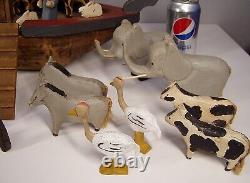 Artiste Vtg Sculpté ARCHE DE NOÉ Art Populaire Signé Ensemble avec 40 Animaux en Bois Grand 25
