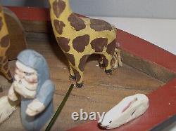 Artiste Vtg Sculpté ARCHE DE NOÉ Art Populaire Signé Ensemble avec 40 Animaux en Bois Grand 25