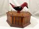 BoÎte À Ouvrage En Bois IncrustÉ D'oiseau SculptÉ Dans Le Style Artisanal Des AnnÉes 1950