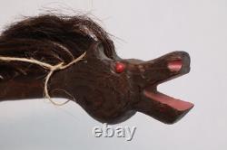 Bâton de danse de cheval Sioux amérindien vintage en bois sculpté, art populaire indien