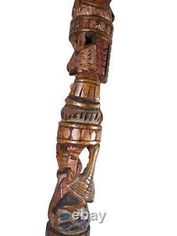 Bâton de marche en bois sculpté à la main de style tiki aztèque vintage avec visage d'oiseau de tribu - Art populaire