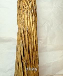 Bâton de marche en bois sculpté à la main esprit de sorcier 46 T poignée art populaire unique
