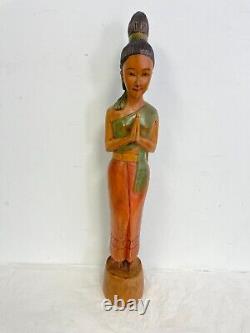 Belle peinture grande dame thaïlandaise en bois sculpté d'art populaire de l'Est/Thaïlande 20 H
