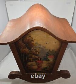 Berceau à bascule pour bébé en bois sculpté à la main antique vintage, peint à la main, art populaire rustique