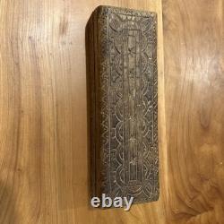 Boîte à tabac en bois sculpté scandinave antique vers 1800, art populaire norvégien