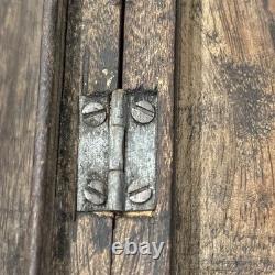 Boîte à tabac en bois sculpté scandinave antique vers 1800, art populaire norvégien