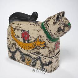 Boîte décorative sculptée et peinte en forme de chat dans le style de l'art populaire en bois, de 10 litres, vintage.