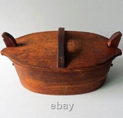 Boîte en bois cintré nordique en art populaire primitif antique sculpté Tine/Svepask 8